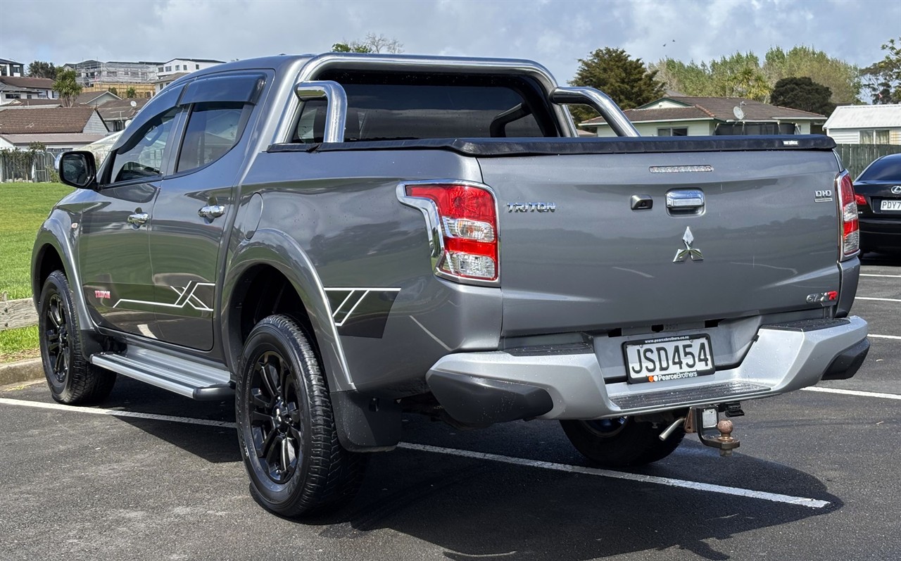 2016 Mitsubishi Triton