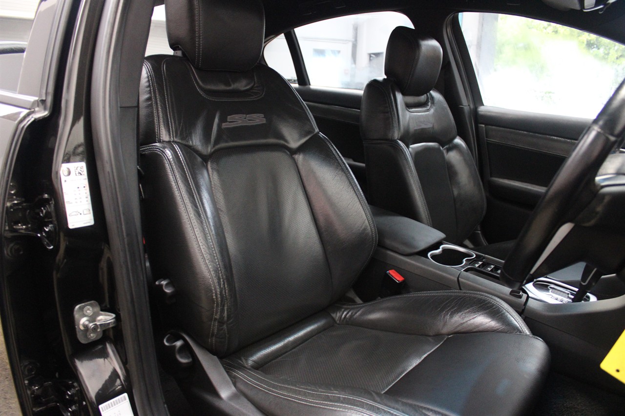 2011 Holden COMMODORE