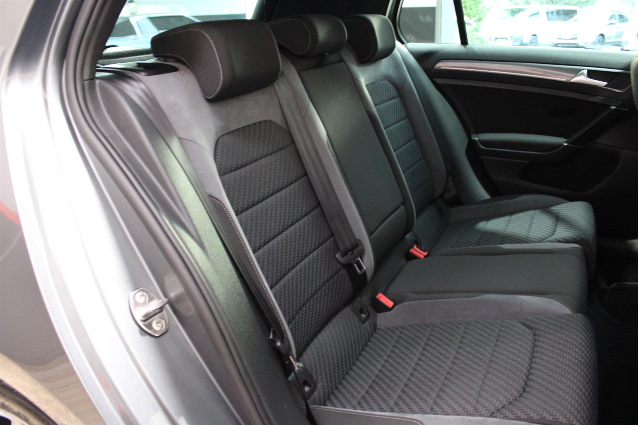 2018 Volkswagen GOLF