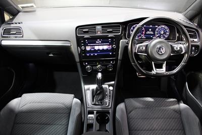 2018 Volkswagen GOLF - Thumbnail