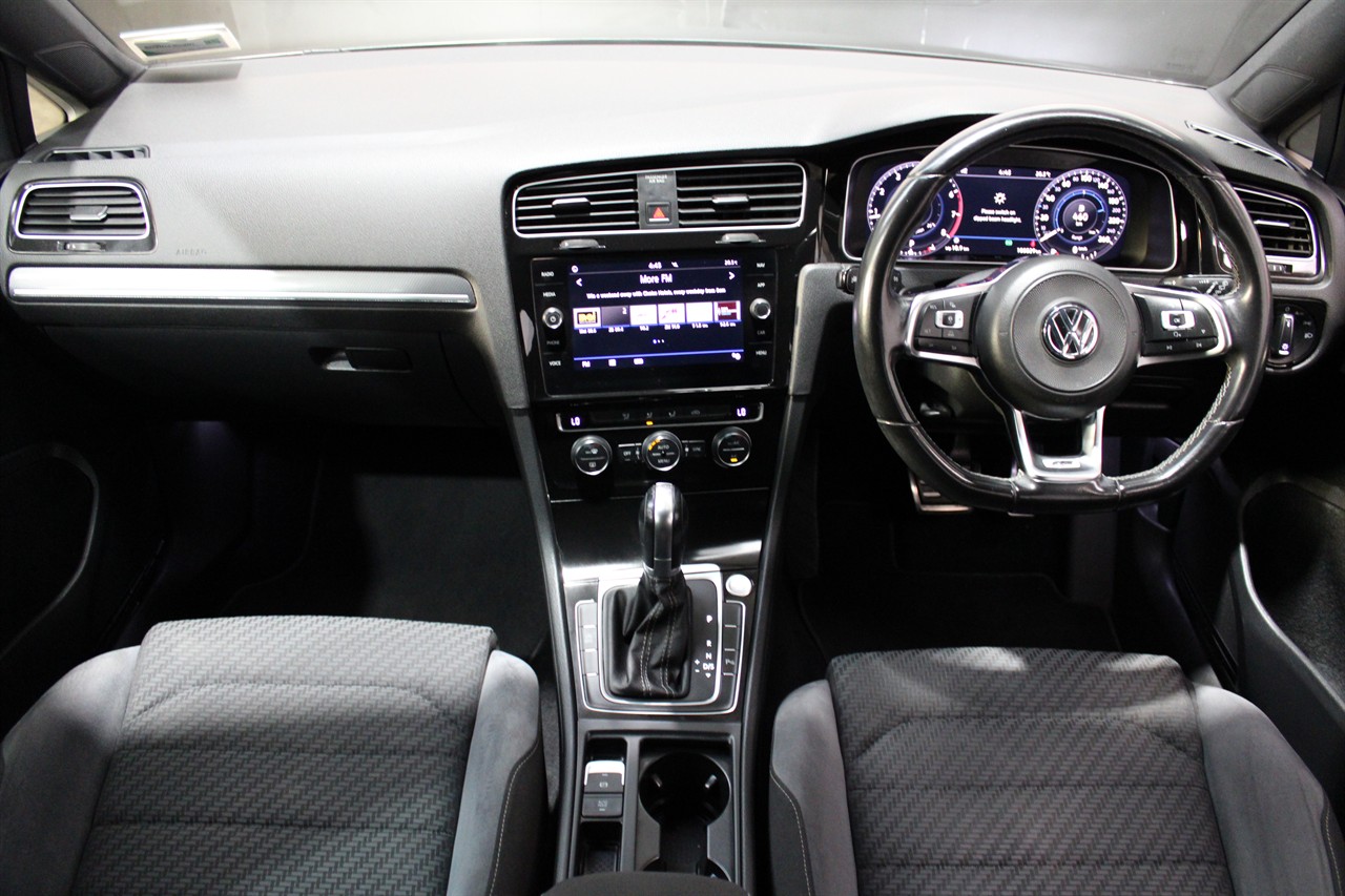 2018 Volkswagen GOLF