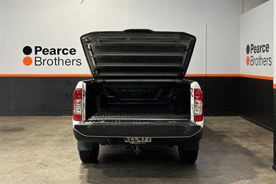 2016 Nissan Navara - Thumbnail