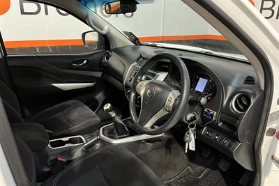 2016 Nissan Navara - Thumbnail