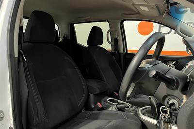 2016 Nissan Navara - Thumbnail