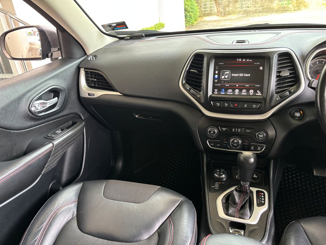 2017 Jeep Cherokee