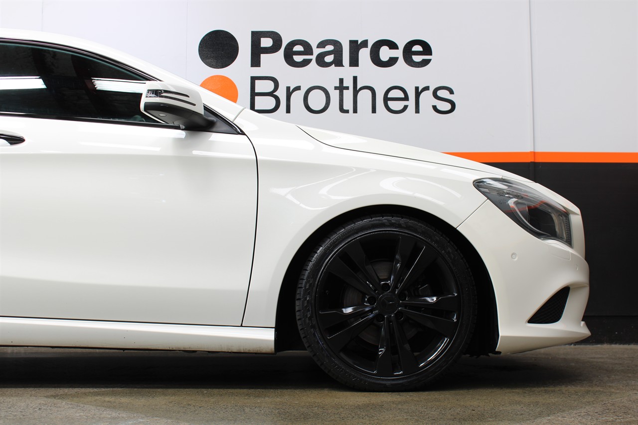 2016 Mercedes-Benz CLA 180