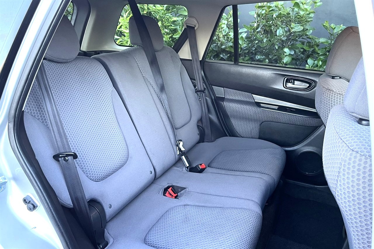 2018 Nissan Wingroad