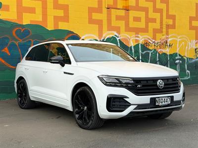 2020 Volkswagen Touareg - Thumbnail