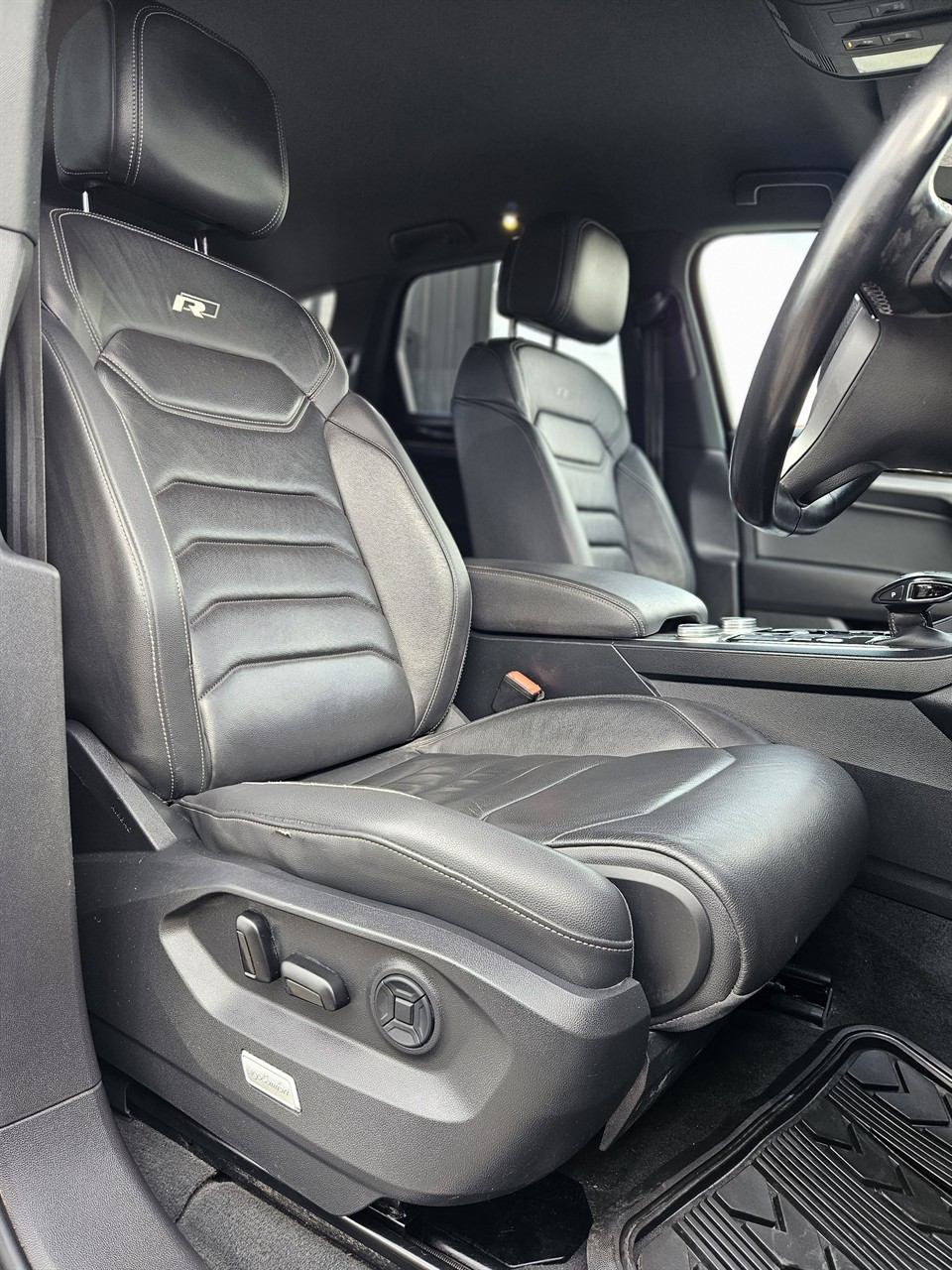 2020 Volkswagen Touareg