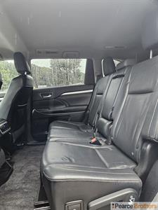 2015 Toyota Highlander - Thumbnail