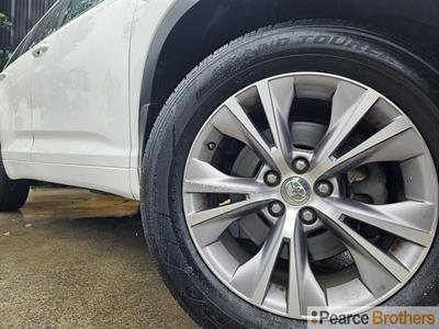 2015 Toyota Highlander - Thumbnail