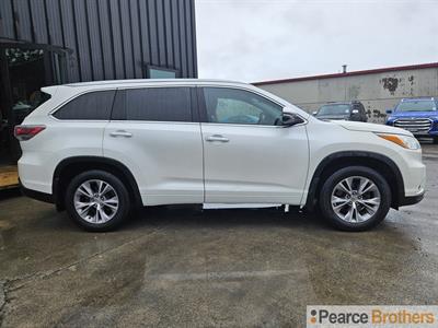 2015 Toyota Highlander - Thumbnail