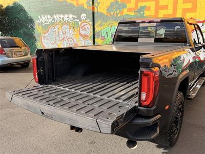 2020 GMC Sierra - Thumbnail