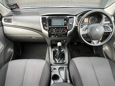 2016 Mitsubishi Triton - Thumbnail
