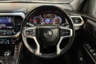 2019 Holden Acadia - Thumbnail