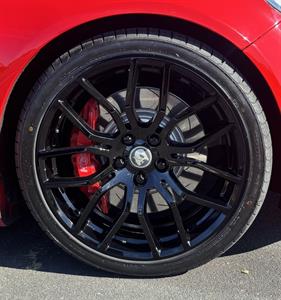 2014 Holden HSV - Thumbnail