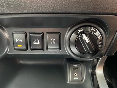 2018 Nissan Navara - Thumbnail