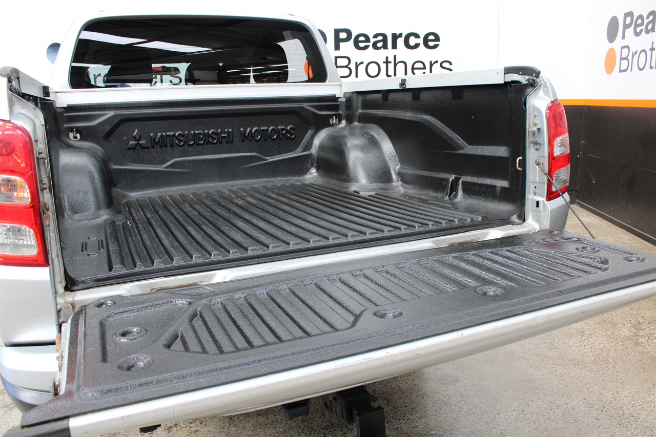 2016 Mitsubishi Triton