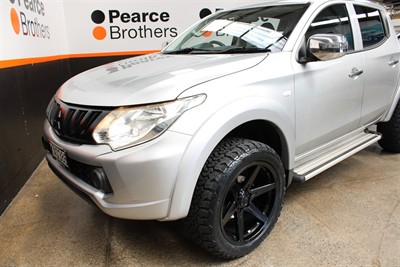 2016 Mitsubishi Triton - Thumbnail