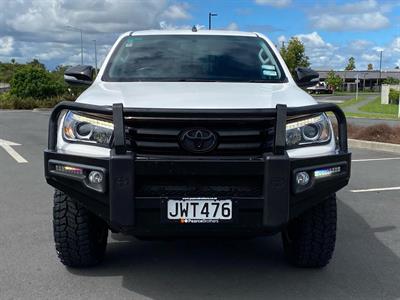 2016 Toyota Hilux - Thumbnail