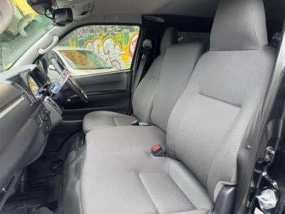 2019 Toyota Hiace - Thumbnail