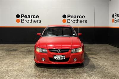 2005 Holden COMMODORE - Thumbnail