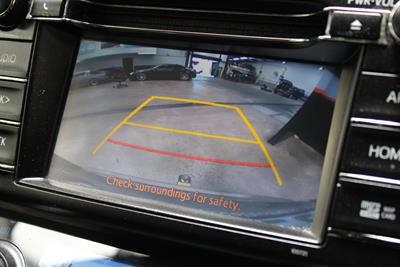 2018 Toyota RAV4 - Thumbnail