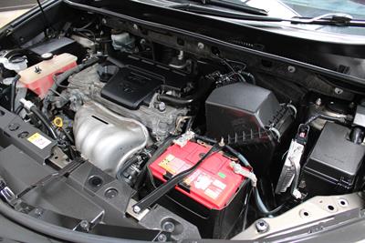 2018 Toyota RAV4 - Thumbnail