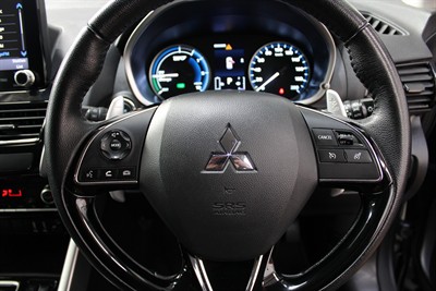 2022 Mitsubishi Eclipse Cross - Thumbnail