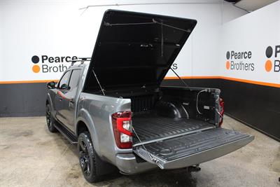 2021 Nissan Navara - Thumbnail
