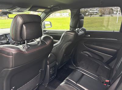 2019 Jeep GRAND CHEROKEE - Thumbnail