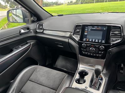 2019 Jeep GRAND CHEROKEE - Thumbnail