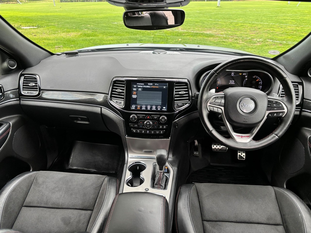 2019 Jeep GRAND CHEROKEE