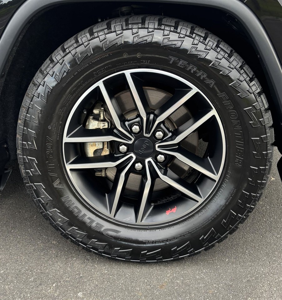 2019 Jeep GRAND CHEROKEE