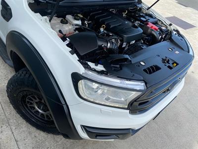 2016 Ford Everest - Thumbnail