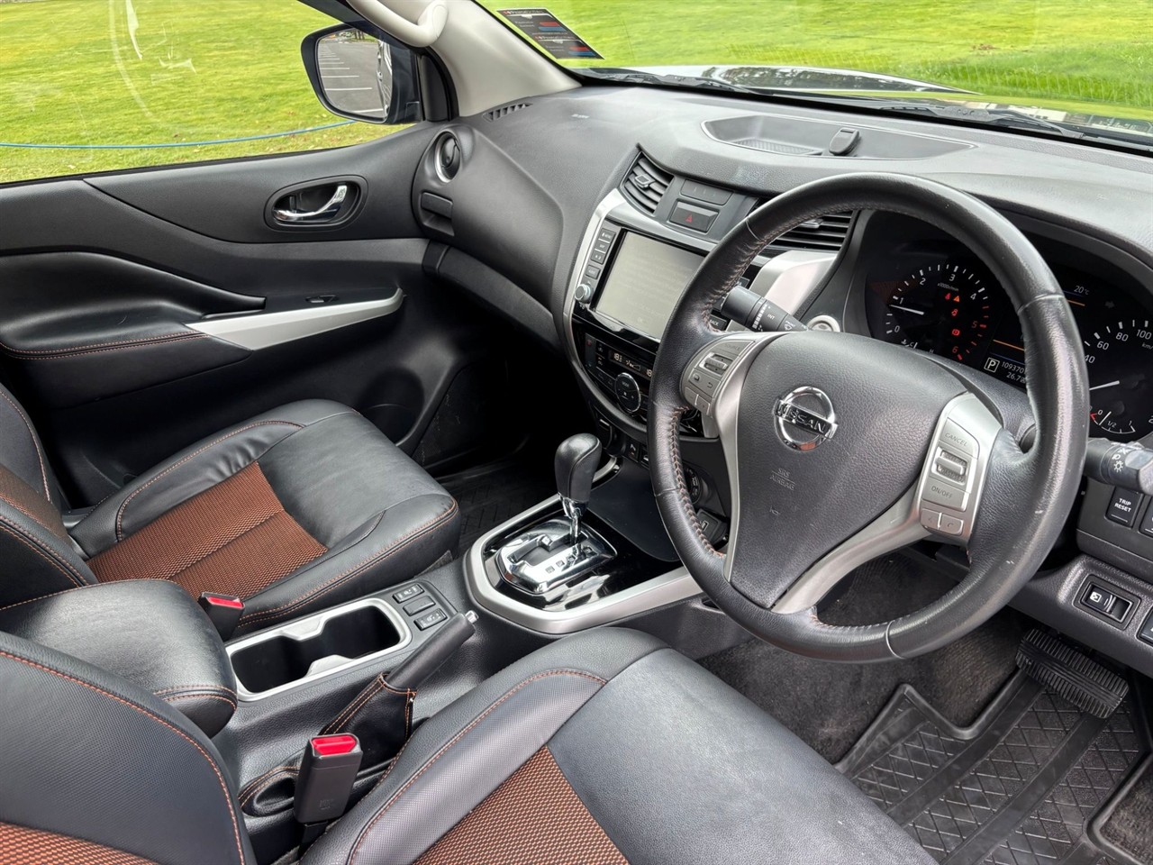 2020 Nissan Navara