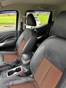 2020 Nissan Navara - Thumbnail