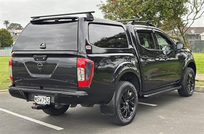 2020 Nissan Navara - Thumbnail