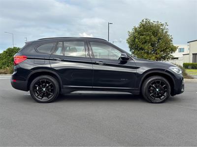 2016 BMW X1 - Thumbnail