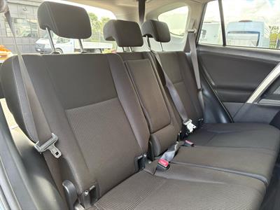 2014 Toyota RAV4 - Thumbnail