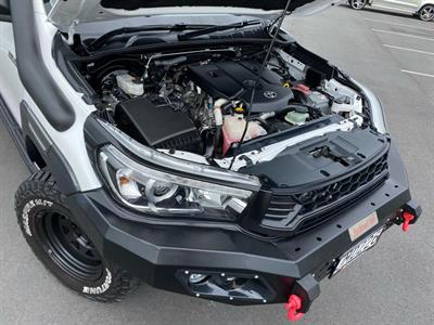 2015 Toyota Hilux - Thumbnail