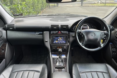 2001 Mercedes-Benz C32 - Thumbnail