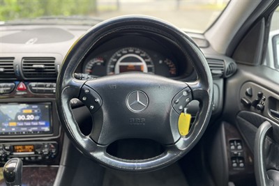 2001 Mercedes-Benz C32 - Thumbnail
