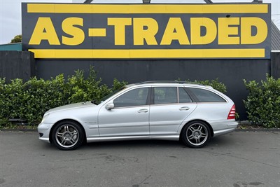 2001 Mercedes-Benz C32 - Thumbnail