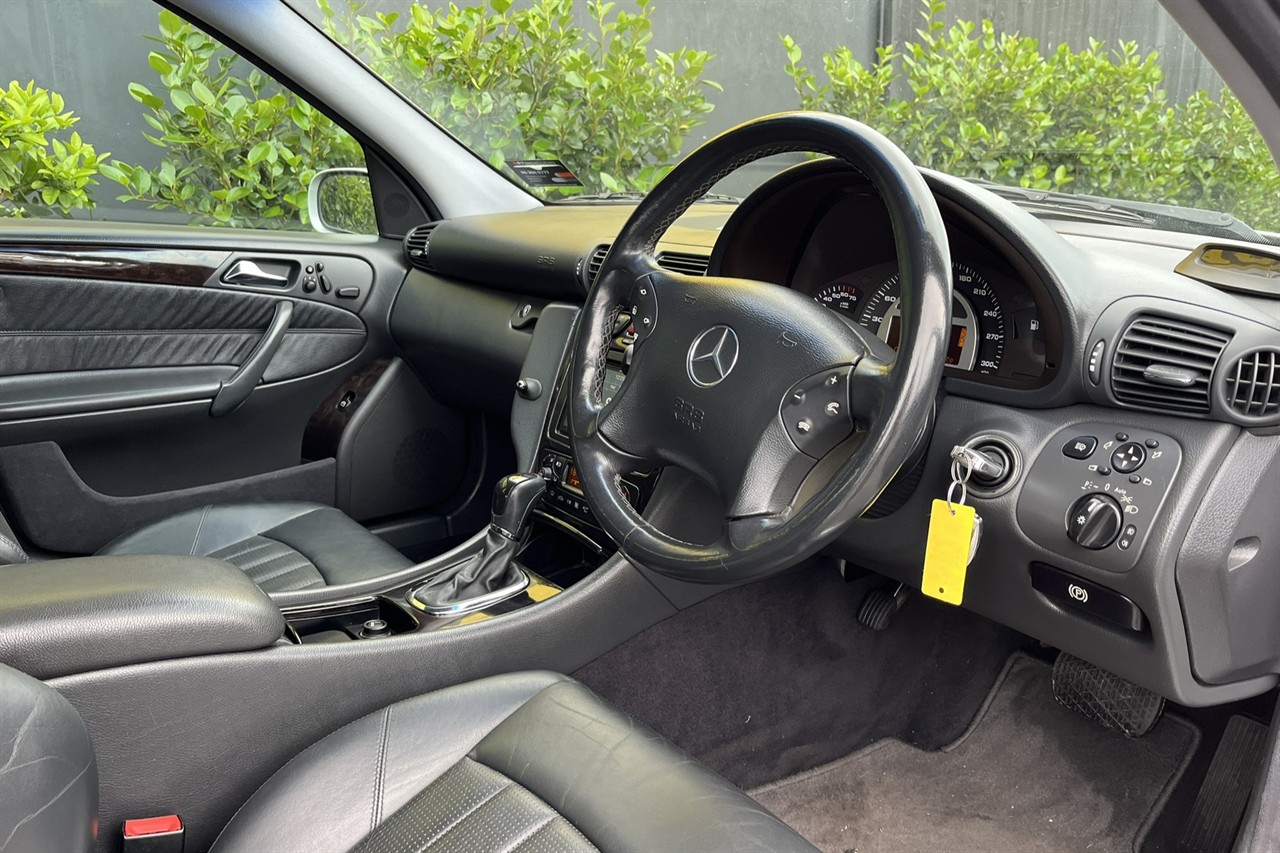 2001 Mercedes-Benz C32