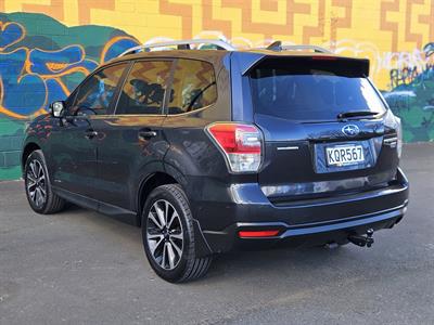 2016 Subaru Forester - Thumbnail