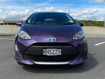 2020 Toyota Aqua - Thumbnail