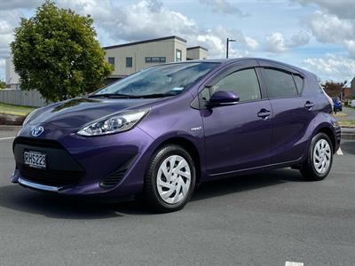 2020 Toyota Aqua - Thumbnail