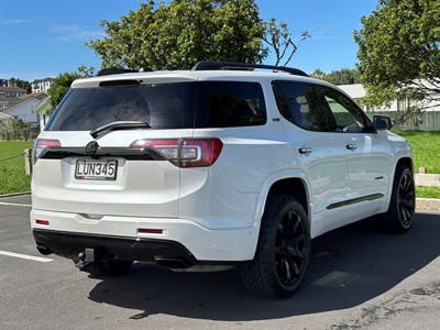 2018 Holden Acadia - Thumbnail