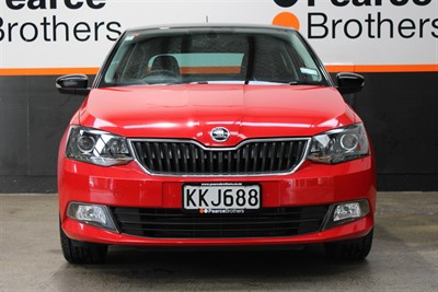 2016 Skoda Fabia - Thumbnail